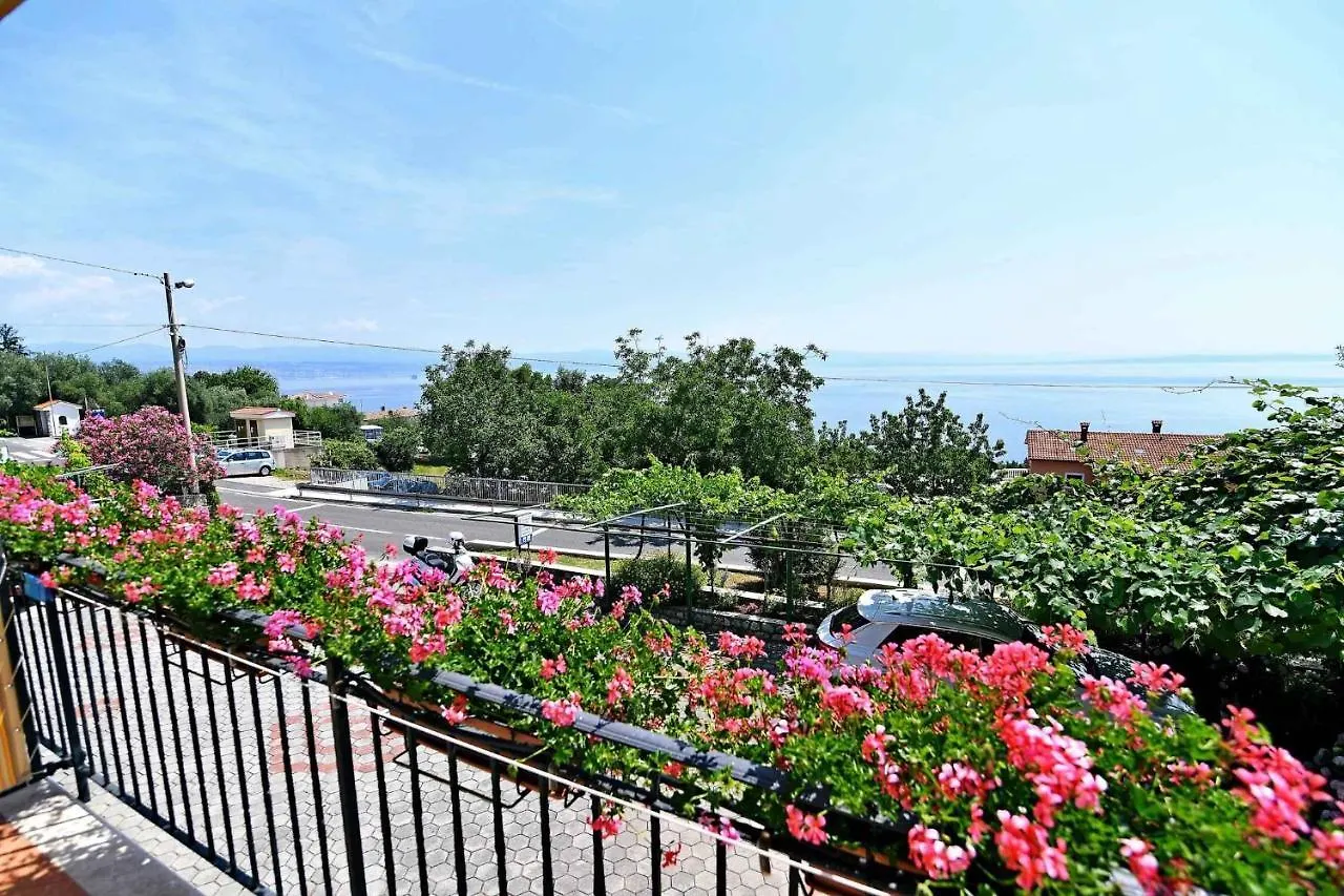 Apartments In Moscenicka Draga 34158 كرواتيا
